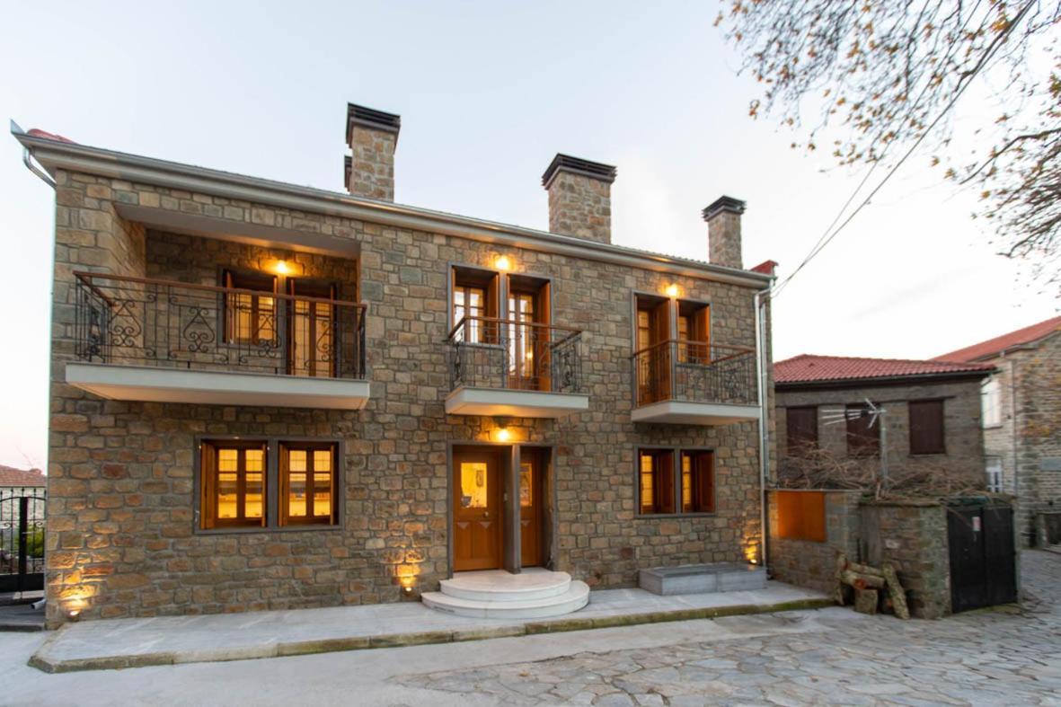 Rentinia Inn Rentína Екстериор снимка