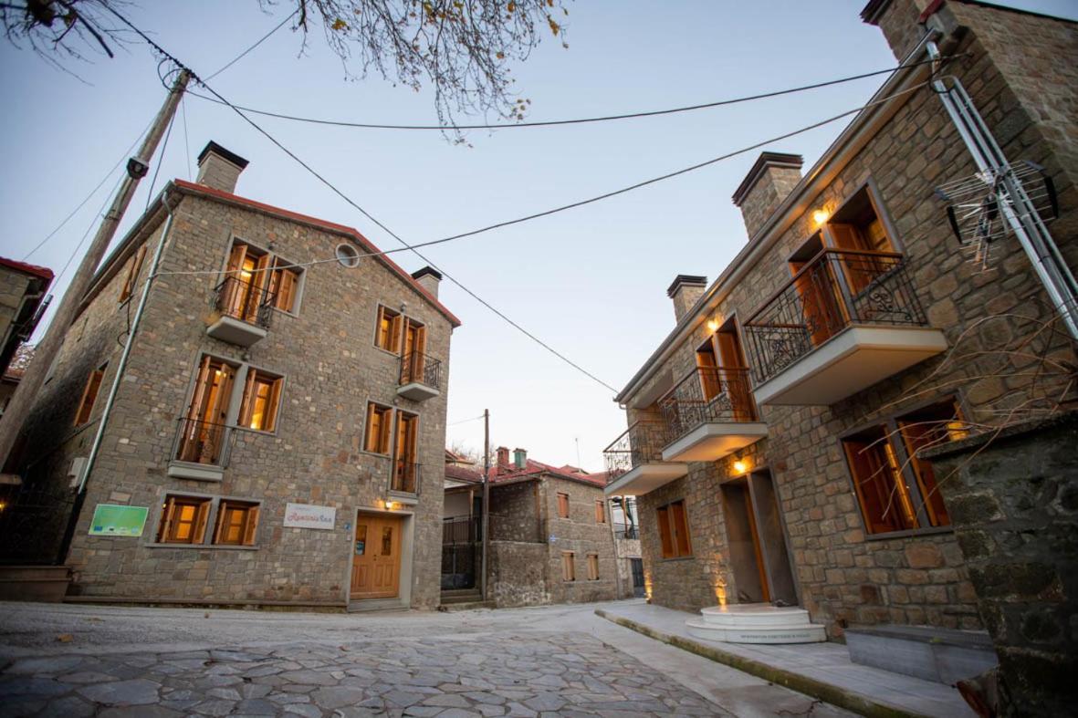 Rentinia Inn Rentína Екстериор снимка